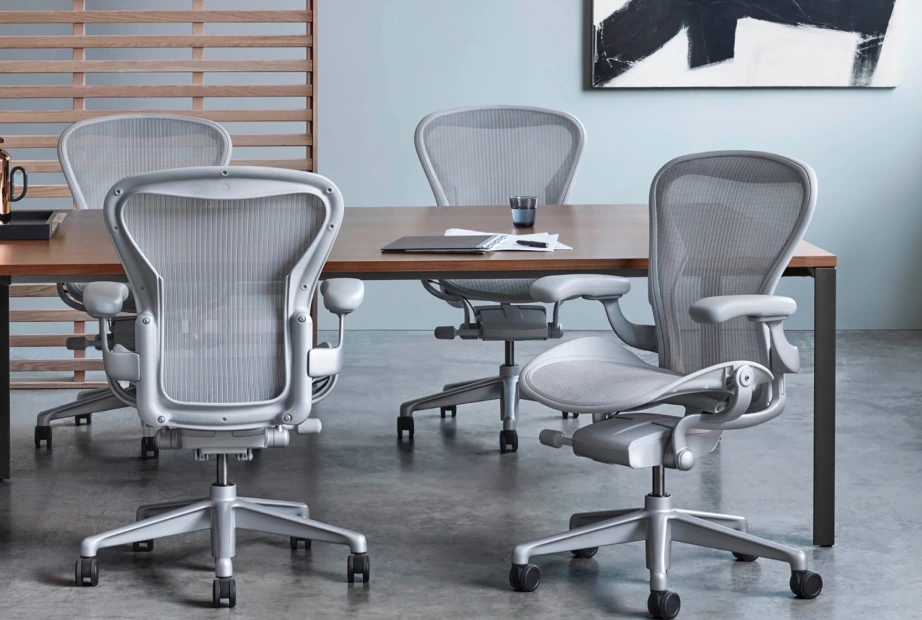 مبلمان Herman Miller